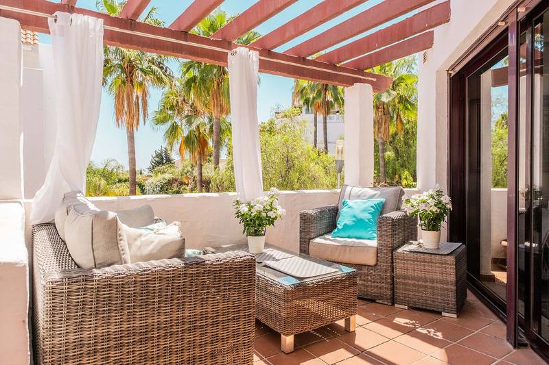 Middle Floor Apartment in Nueva Andalucía