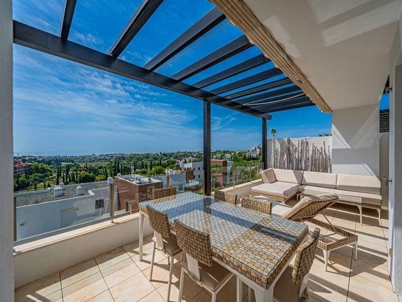 Middle Floor Apartment in Los Flamingos