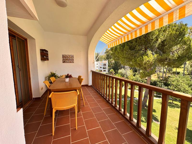 Middle Floor Apartment in Nueva Andalucía