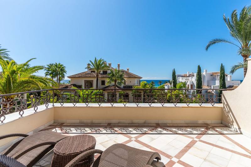 Middle Floor Apartment in Los Monteros