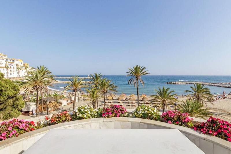 Middle Floor Apartment in Puerto Banús
