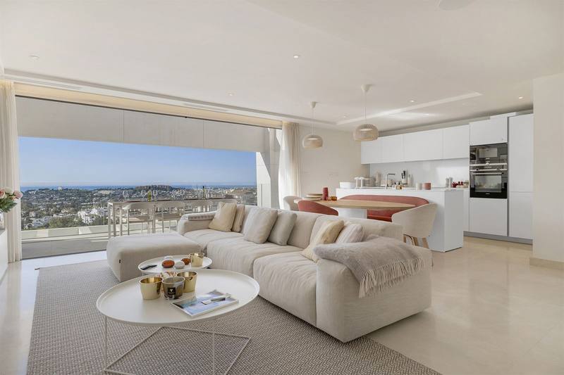 Penthouse Duplex in Nueva Andalucía