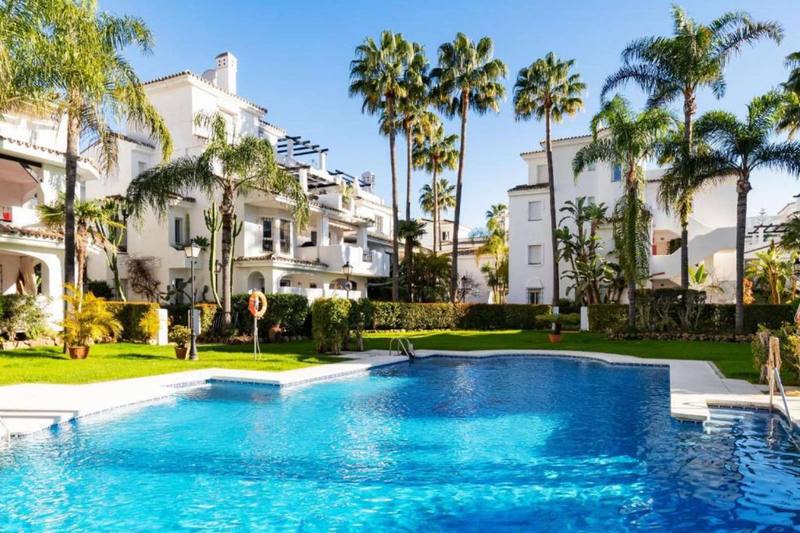Ground Floor Apartment in Nueva Andalucía