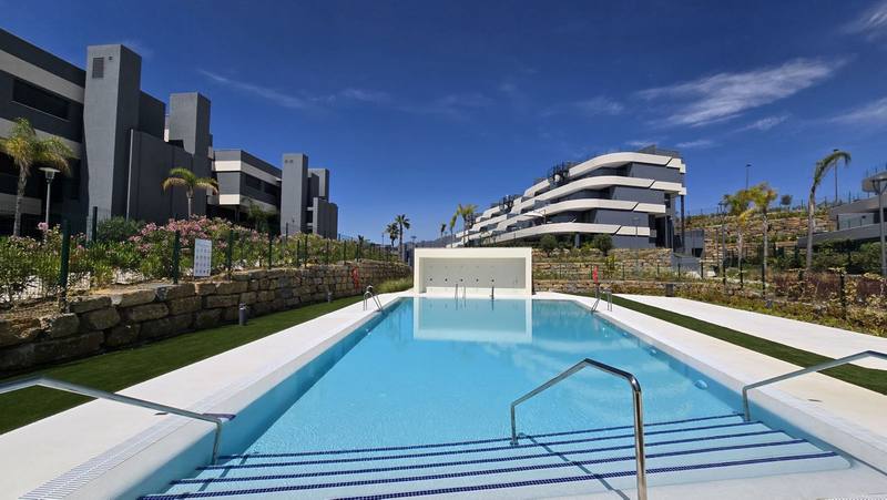 Ground Floor Apartment in New Golden Mile