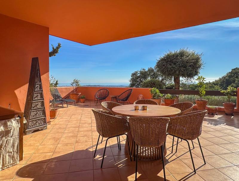 Middle Floor Apartment in La Mairena