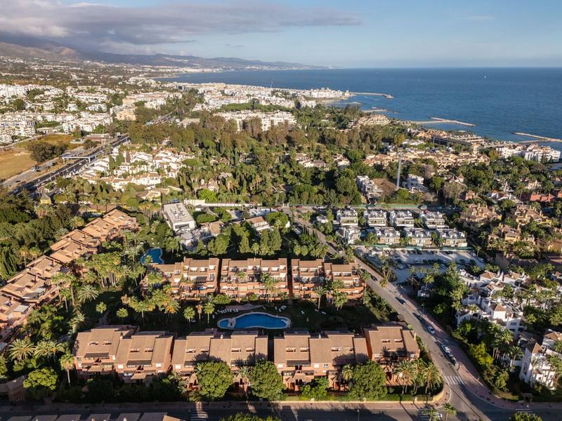 Middle Floor Apartment in Puerto Banús