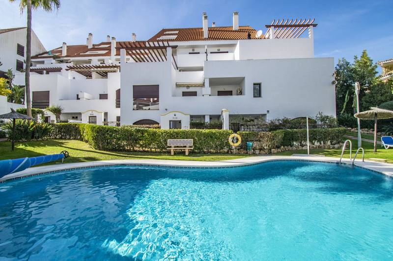 Ground Floor Apartment in Nueva Andalucía