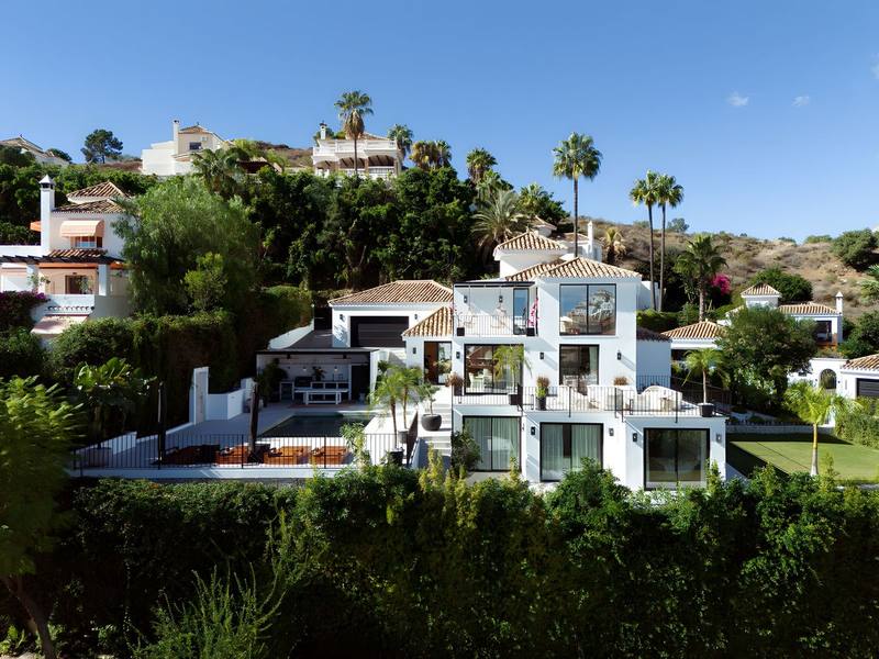 Detached Villa in Nueva Andalucía