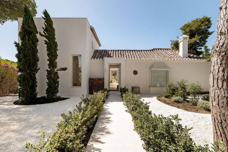 Detached Villa in El Paraiso