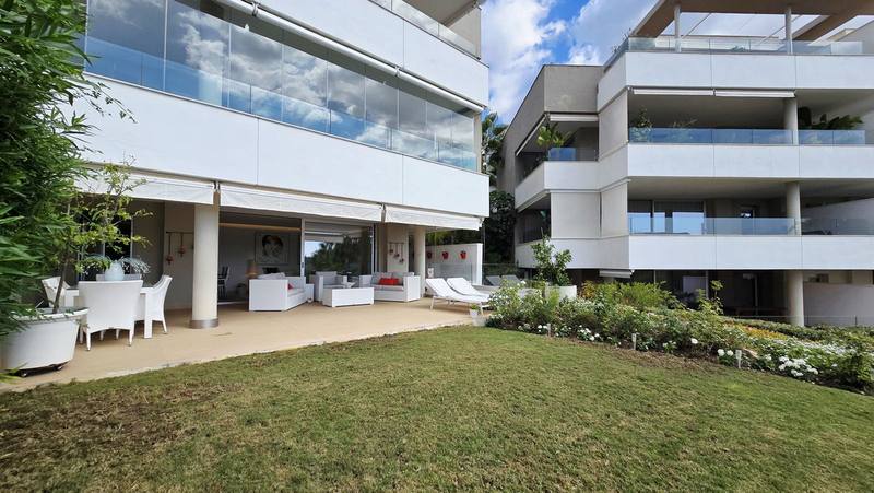 Ground Floor Apartment in Benahavís