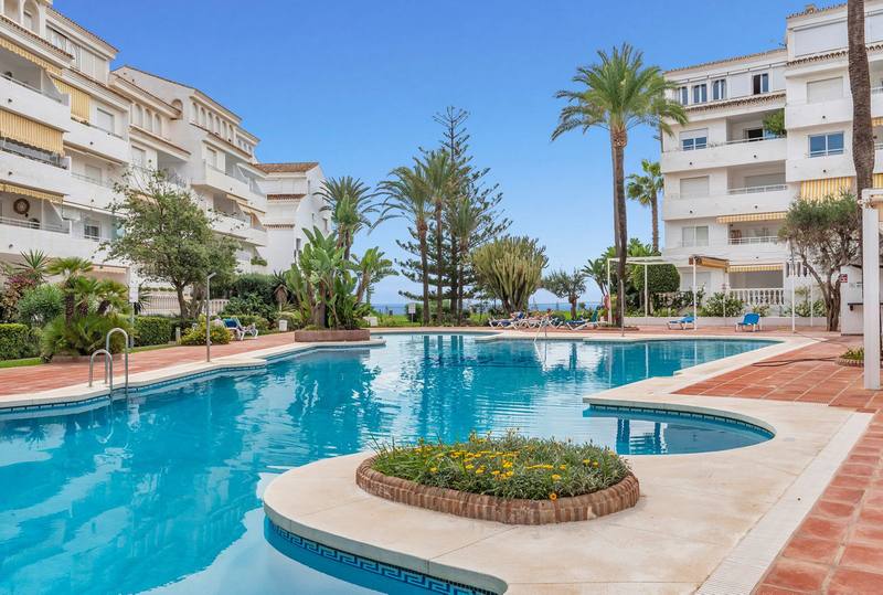 Top Floor Apartment in Marbesa