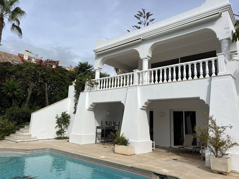 Detached Villa in Bahía de Marbella