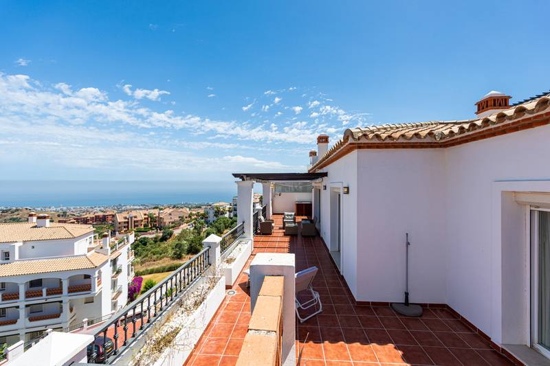Penthouse in Calahonda