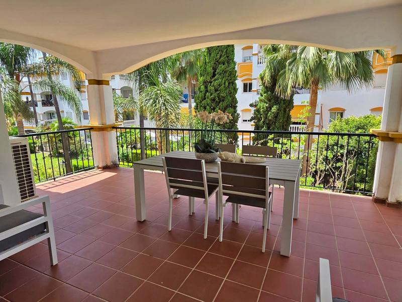 Middle Floor Apartment in Puerto Banús