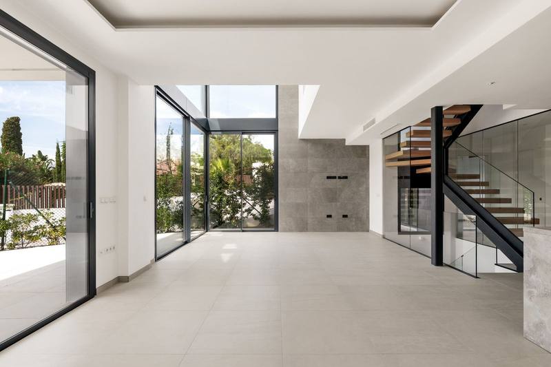 Semi-Detached House in Río Real