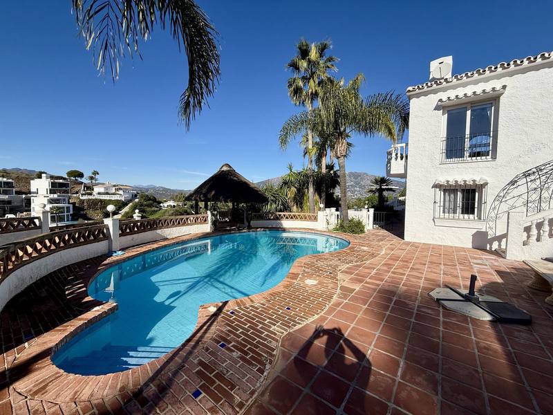 Detached Villa in Mijas Costa