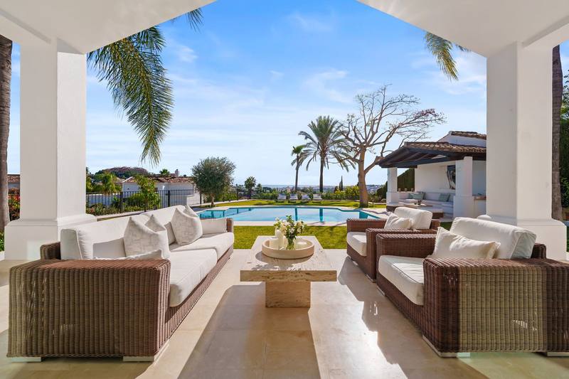 Detached Villa in Nueva Andalucía