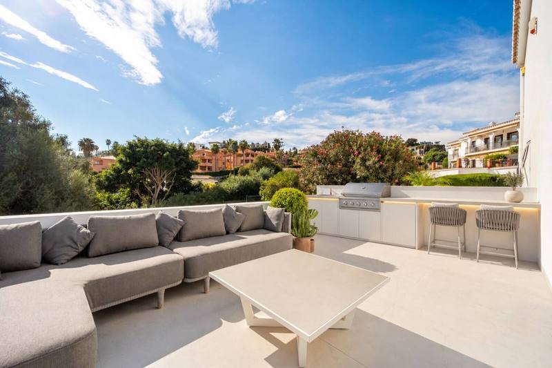 Ground Floor Apartment in El Paraiso