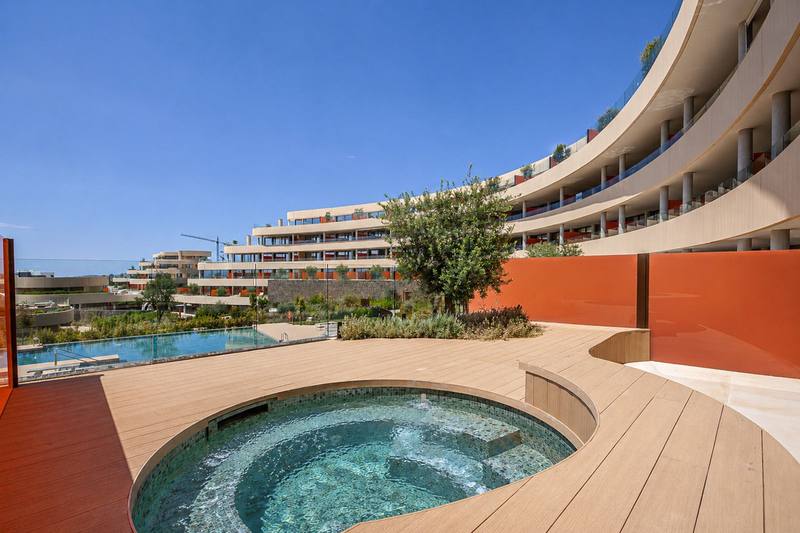 Middle Floor Apartment in Higueron