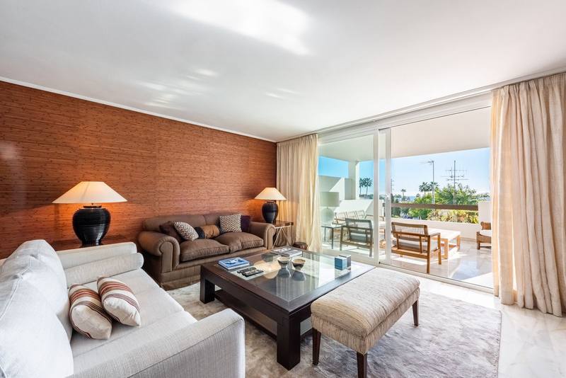 Middle Floor Apartment in Bel Air