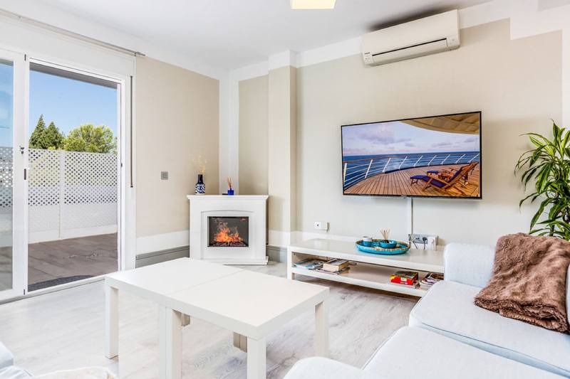 Middle Floor Apartment in Nueva Andalucía