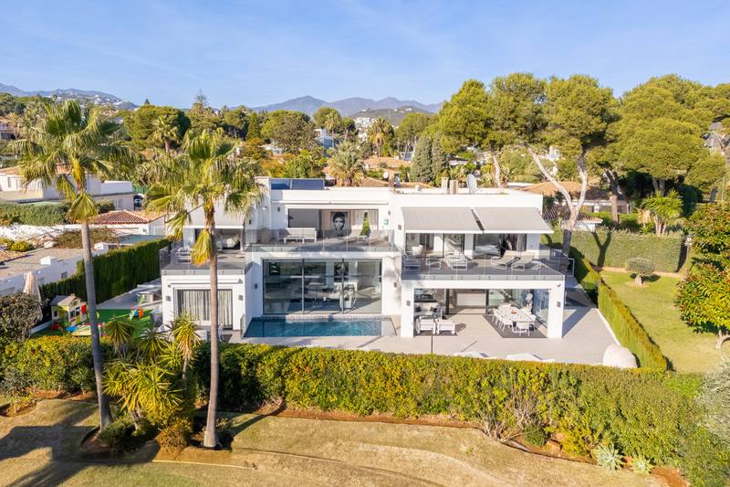 Detached Villa in Los Monteros
