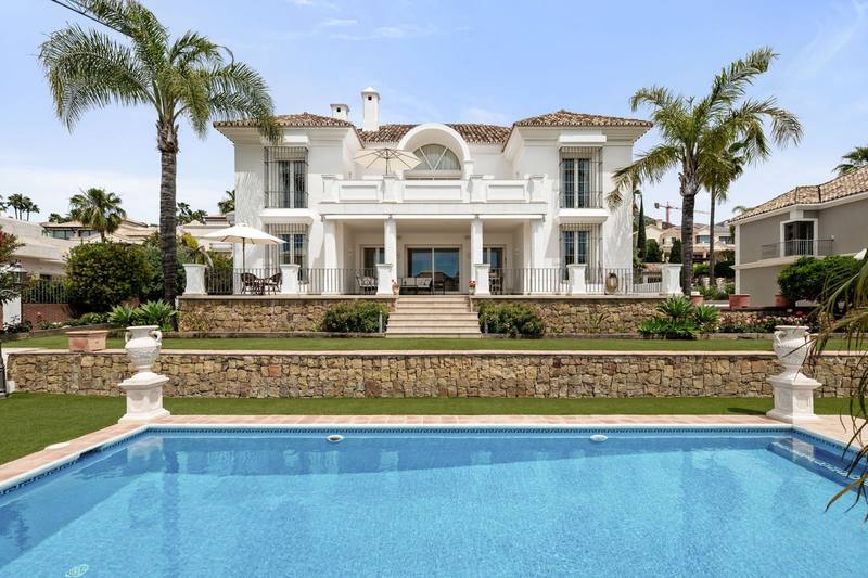 Detached Villa in Sierra Blanca