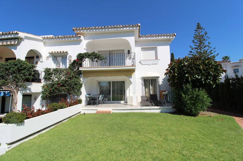 Ground Floor Apartment in El Paraiso