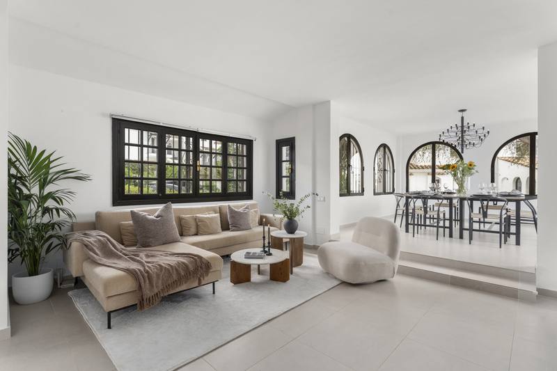 Middle Floor Apartment in Nueva Andalucía