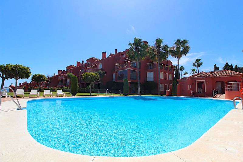 Ground Floor Apartment in Monte Halcones