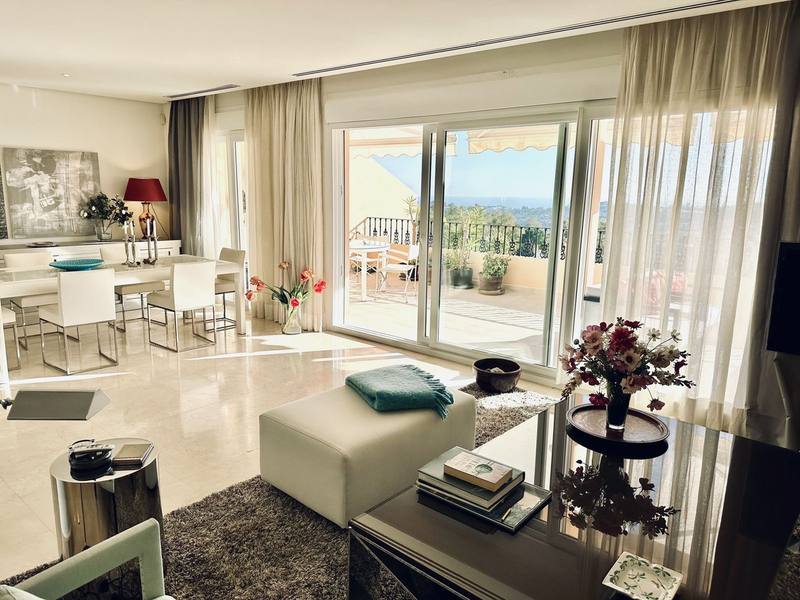 Penthouse Duplex in Nueva Andalucía
