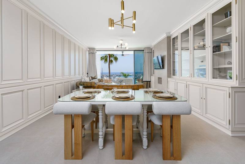 Middle Floor Apartment in Puerto Banús