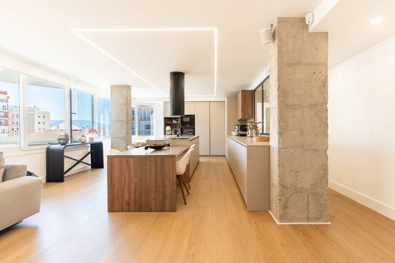 Middle Floor Apartment in Málaga Centro