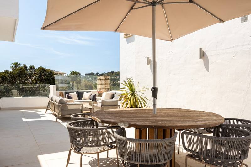 Middle Floor Apartment in Nueva Andalucía