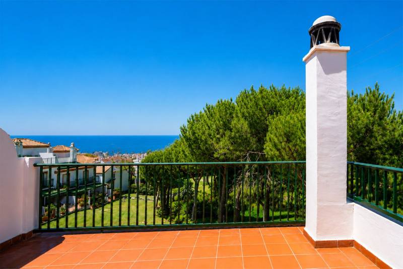 Semi-Detached House in Cabopino