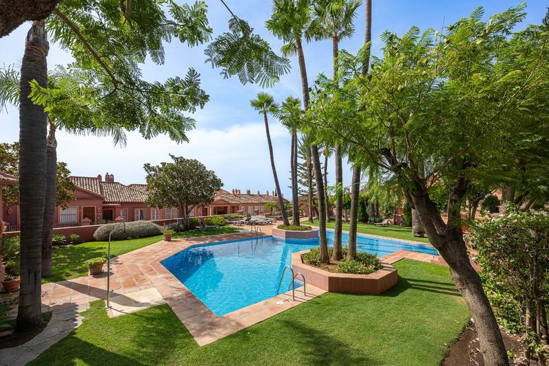 Duplex in Monte Halcones