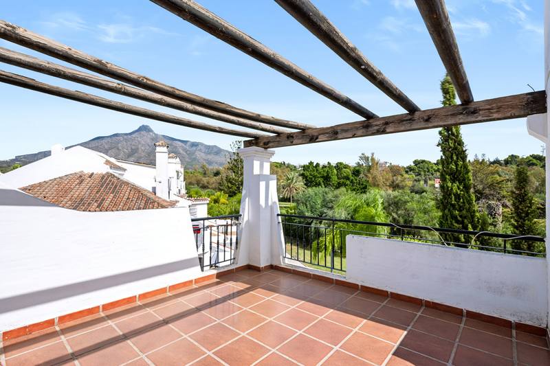 Townhouse in Nueva Andalucía