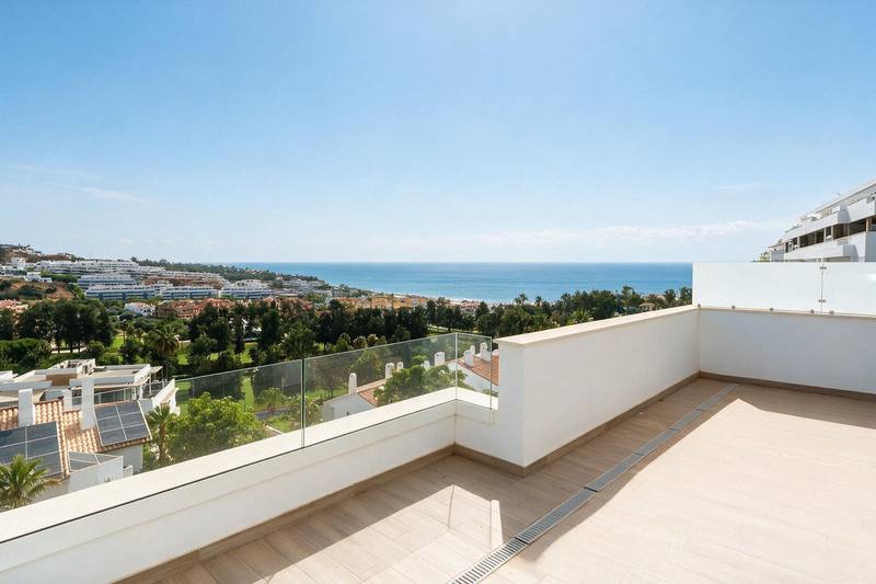 Middle Floor Apartment in La Cala de Mijas