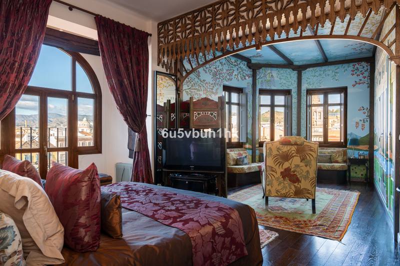 Middle Floor Apartment in Málaga