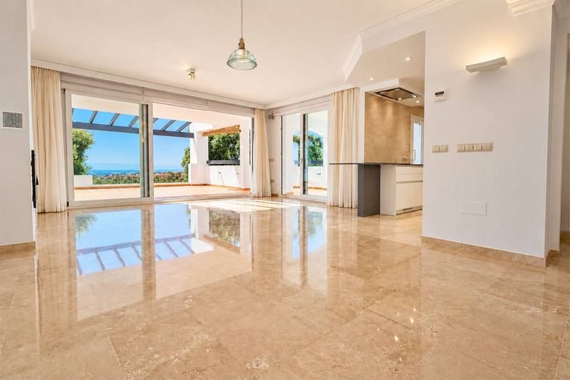 Middle Floor Apartment in La Mairena