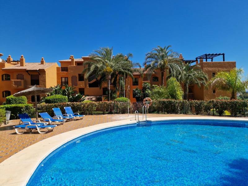 Middle Floor Apartment in Benahavís