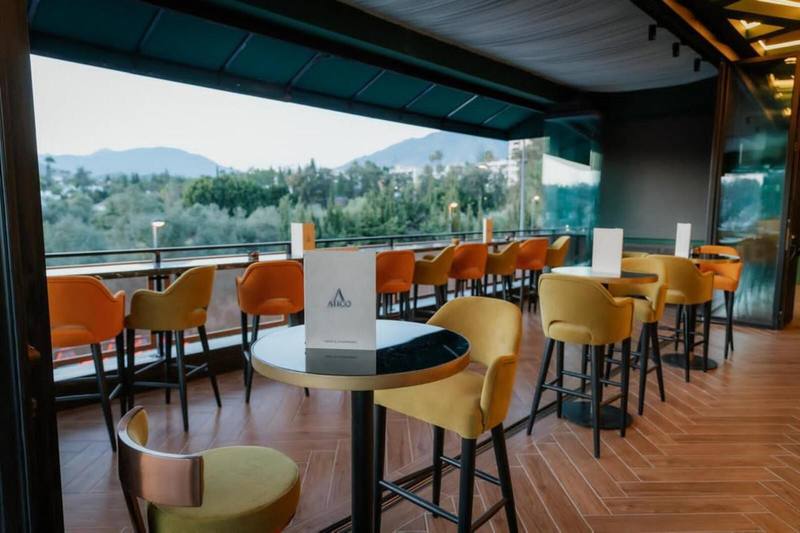 Restaurant in Nueva Andalucía