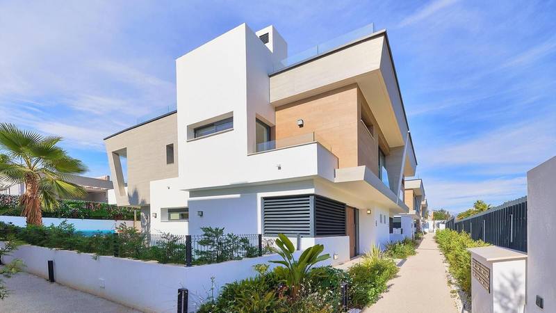 Semi-Detached House in Puerto Banús