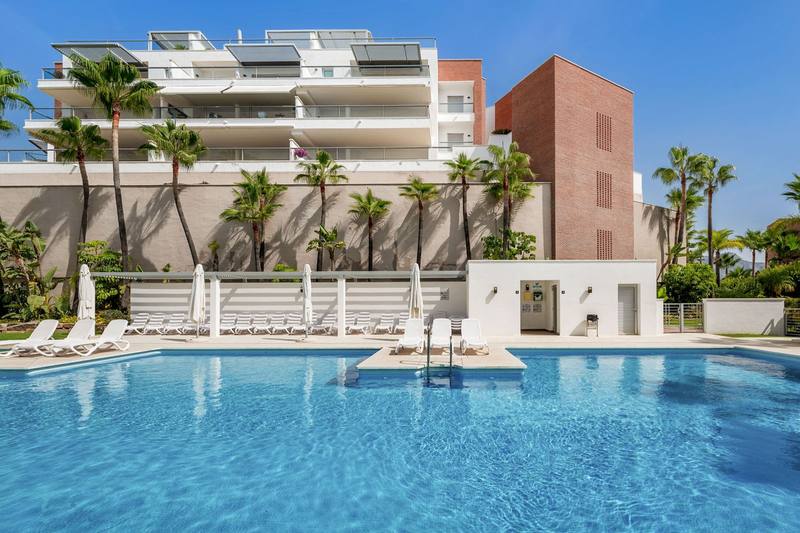 Middle Floor Apartment in Benahavís
