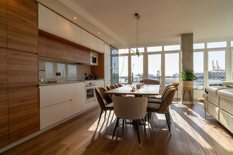 Middle Floor Apartment in Málaga Centro