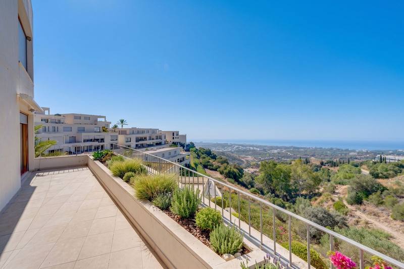 Ground Floor Apartment in Altos de los Monteros