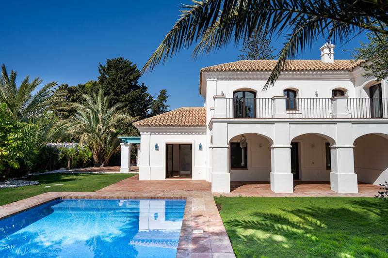 Detached Villa in Guadalmina Baja