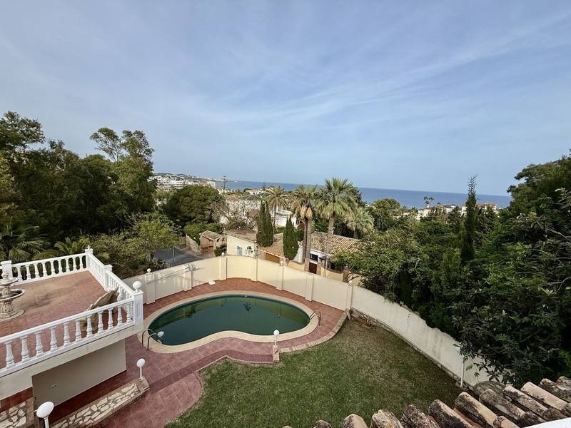 Detached Villa in Calahonda