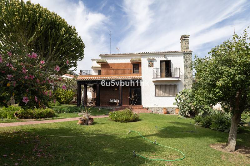 Townhouse in Miraflores del Palo