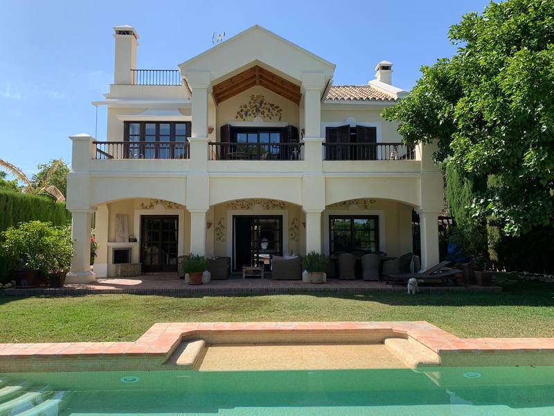 Detached Villa in Sierra Blanca